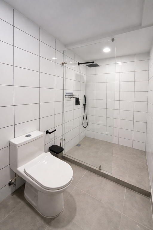 baño-cabinado-apartamento-calle-10-el-poblado