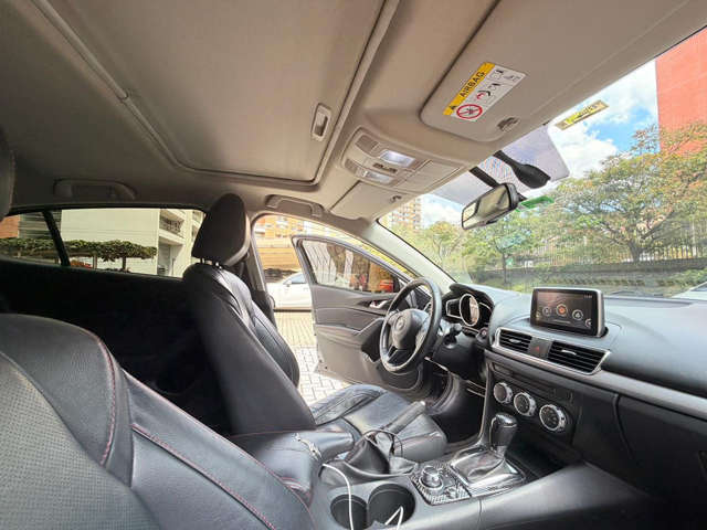 mazda-3-interior-1