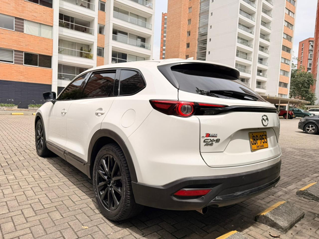 mazda-cx-9-back