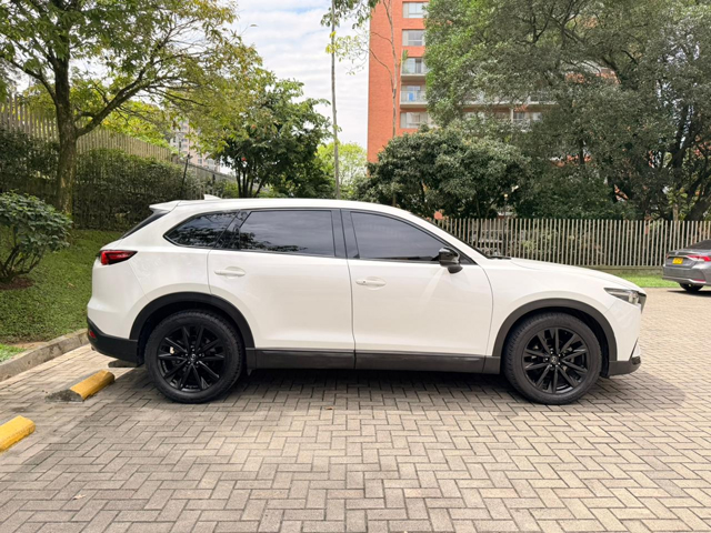 mazda-cx-9-side