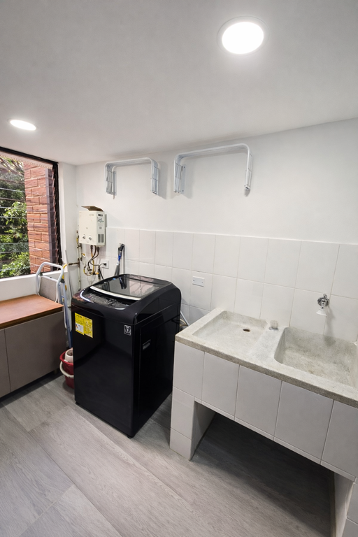 zona-de-ropas-apartamento-calle-10-el-poblado