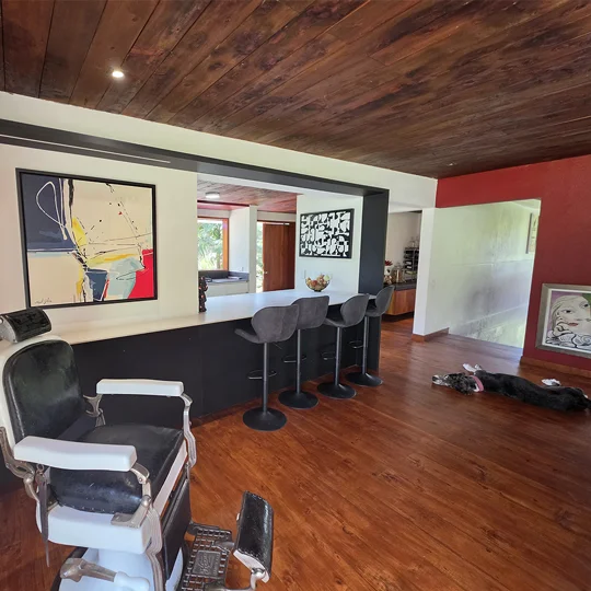 zona-de-barberia-finca-la-chamiza
