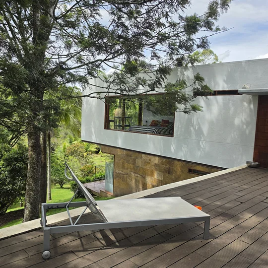 zona-de-esparimiento-finca-la-chamiza